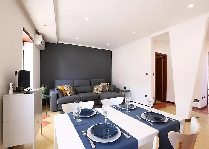 Casa De Betty * Nazaré